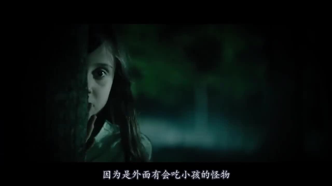女孩被养父囚禁20年,每天只吃蔬菜,当她吃肉后,身体发生了变异