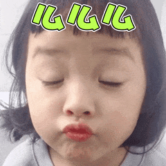 跟男友撒娇表情包gif:陪陪我嘛,我会乖乖听话的,爱你哟