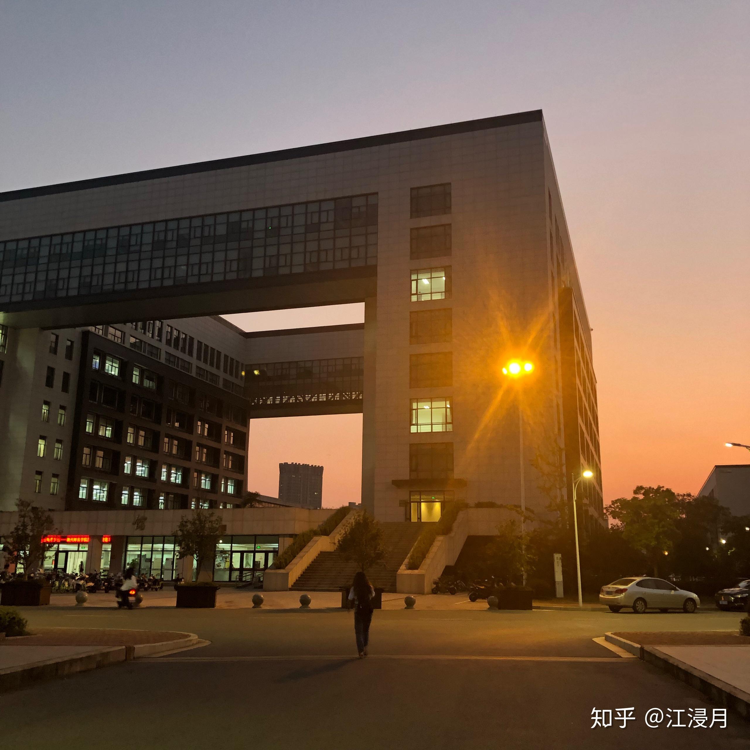 湖州师范学院住宿情况怎么样食堂饭菜怎么样以及汉语言文学这个专业