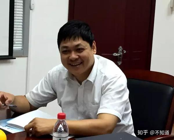 中国中小商业企业协会企业权益保护办公室执行主任陈耀军  据了解