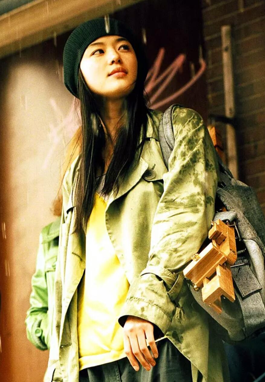 有些女生戴针织帽真的很可爱——《雏菊》全智贤示范