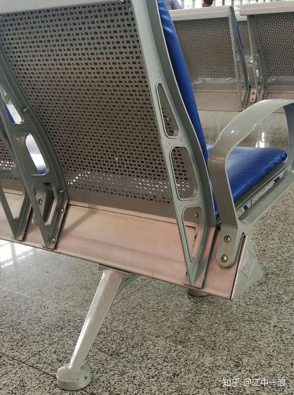 高铁站候车厅座椅设计