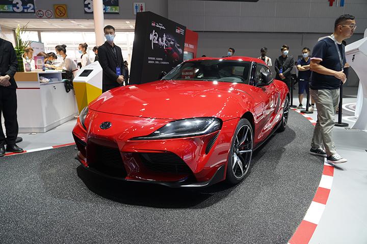酷炫造型尽显锋芒广州车展实拍丰田supra