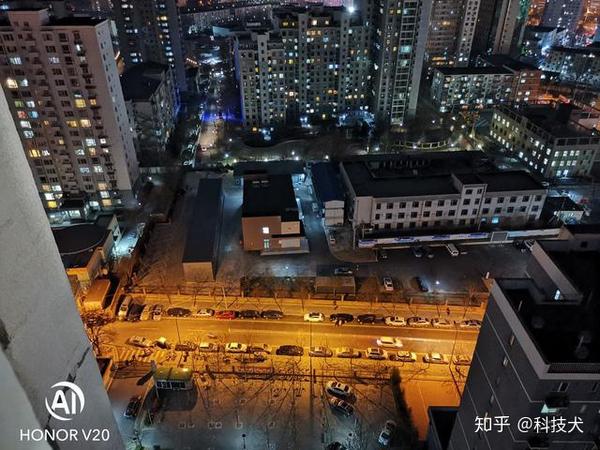 25层楼高拍摄(开启ais手持超级夜景) 1200万像素