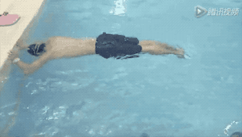 游泳技巧蛙泳常见错误动作解析