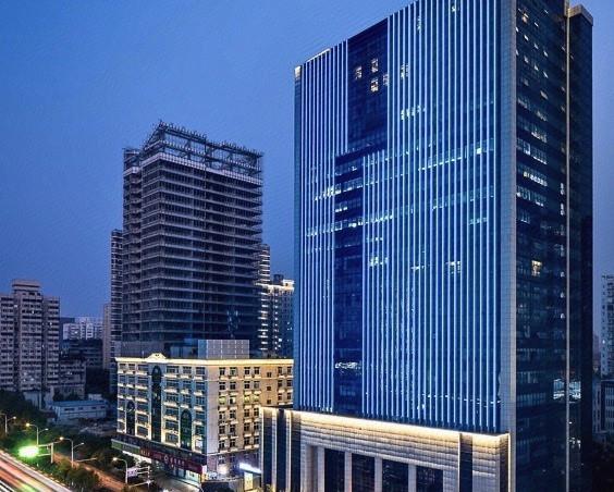 康铂酒店(武汉中南路地铁站店)