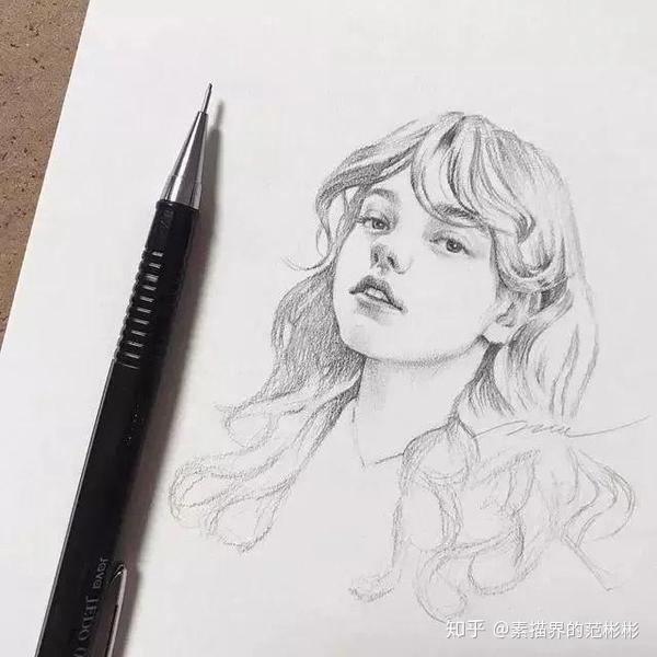 轻松感十足的素描,画中小姐姐好漂亮!