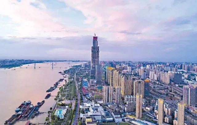 武汉市武昌区坚持总部经济引领发展推进四美塘徐家棚总部区