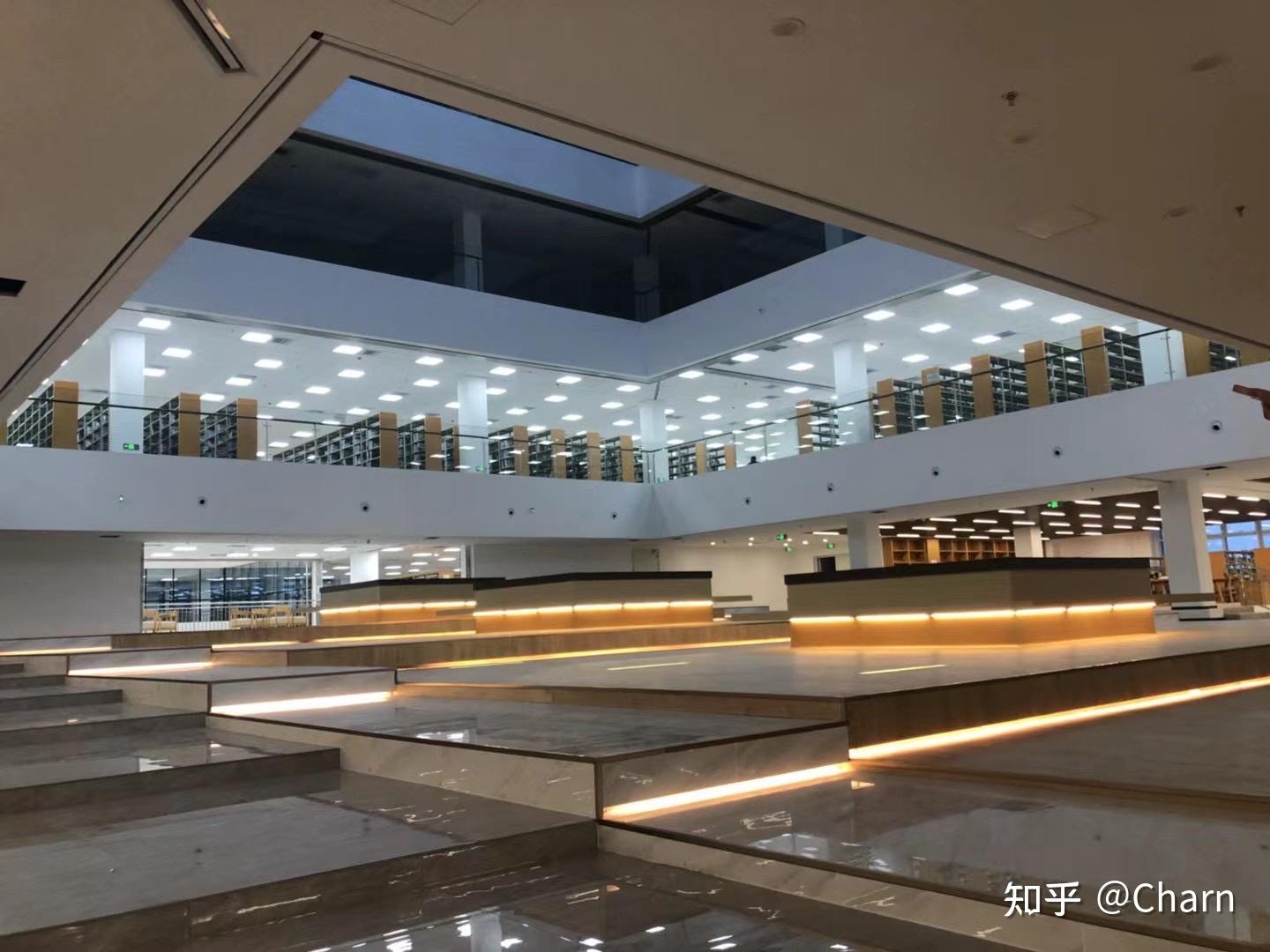 潍坊理工学院的图书馆或教室环境如何是否适合上自习