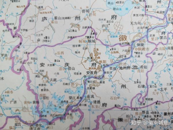 明代调整行省边界,安庆属南直隶安庆府.
