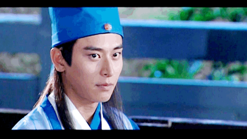 请大家品一品这几张动图!眼神和面部表情细微的变动处理得特别好!