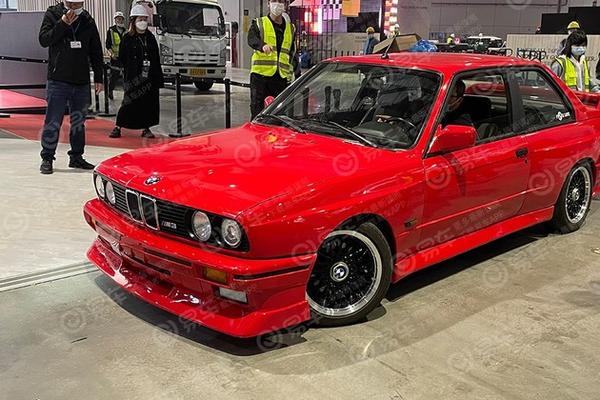 2021上海车展探馆:宝马m3 classic(e30)实车