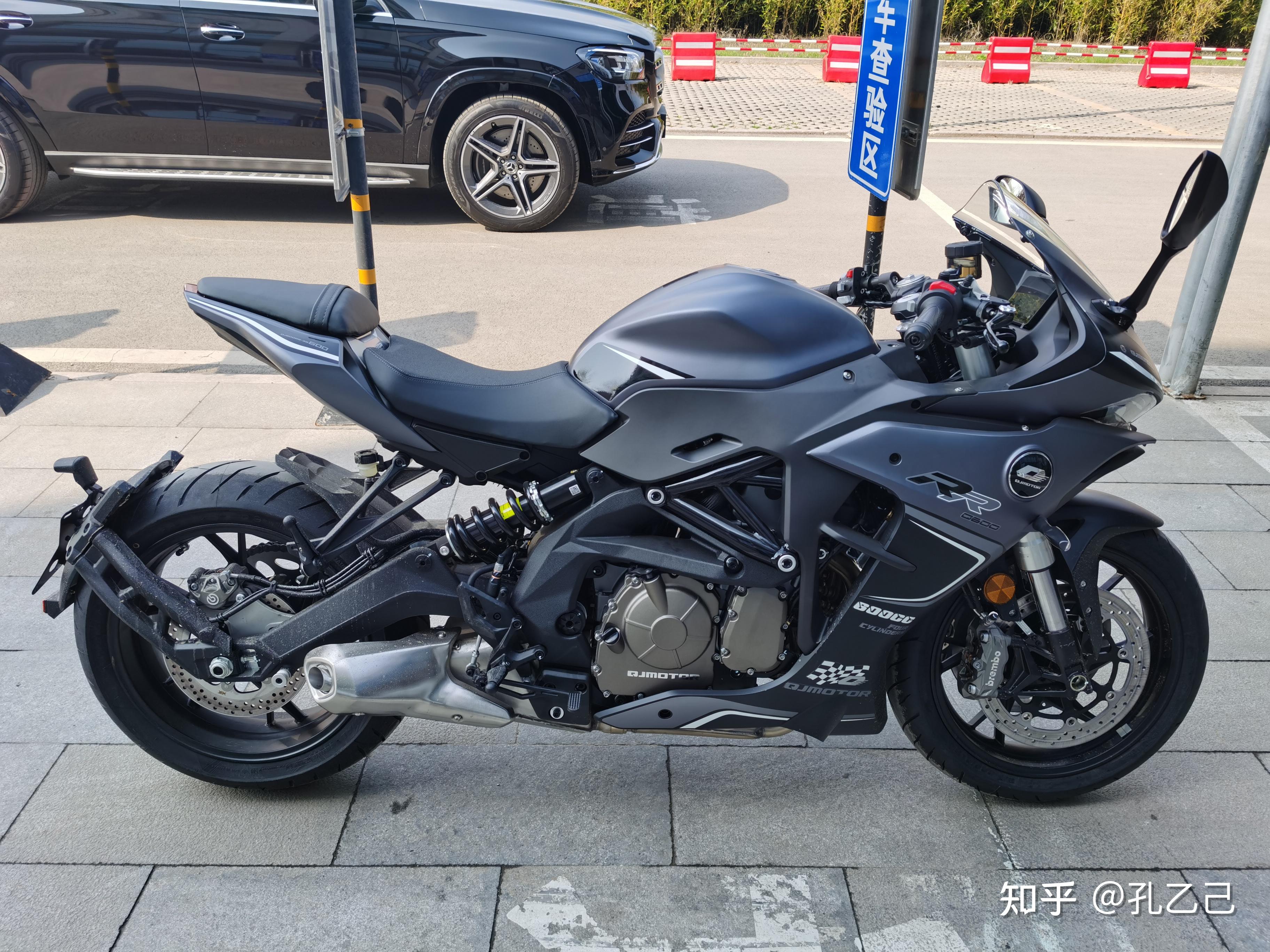 赛600高清图片,600*600图片唯美图片 摩托车新手56万预算买赛600还是川崎400好另外还有其他选择选择吗