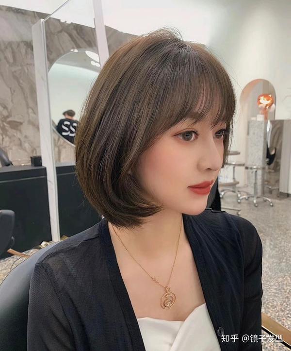 1月新时尚发型15款蓬松洋气显气质越来越多女性这样剪