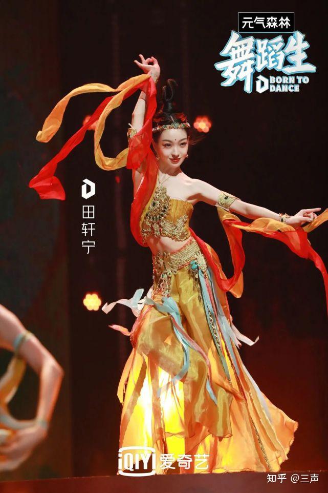 李繁,芭帝,田轩宁在接受《三声》采访时都表示,练习舞蹈