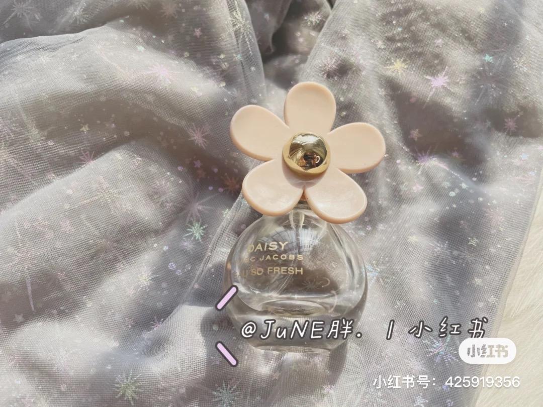 marcjacobsdaisy小雏菊经典清甜粉色