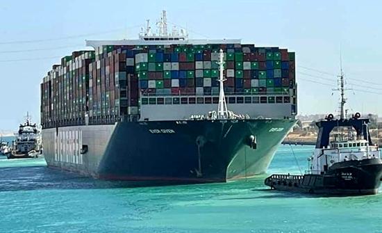 苏伊士运河塞船埃及拟向长赐号货轮索赔10亿美元