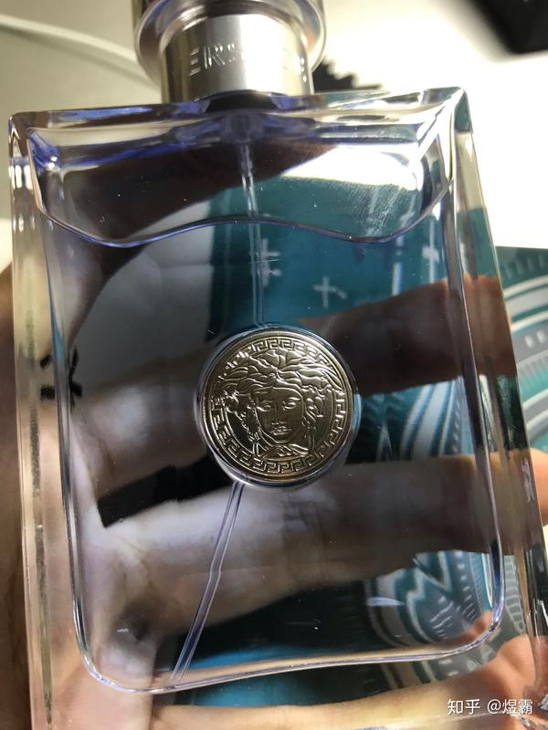 范思哲同名香水真假辨别?