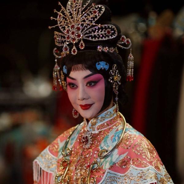 "京剧第一美人"李胜素,到底是一个怎样的人,有什么传奇经历?