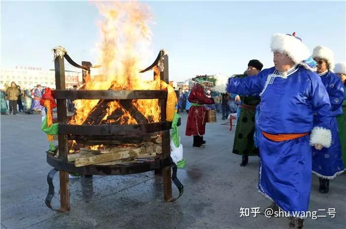 蒙古族祭火习俗