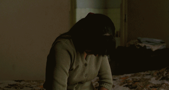 为了不被强暴,她把土豆塞进了下体.