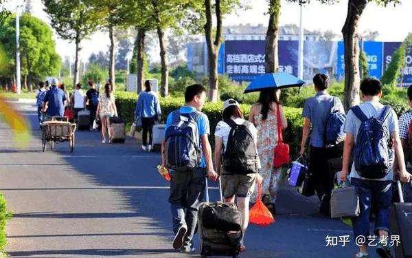 转给准大学生!新生开学报到的5个流程,避免手忙脚乱