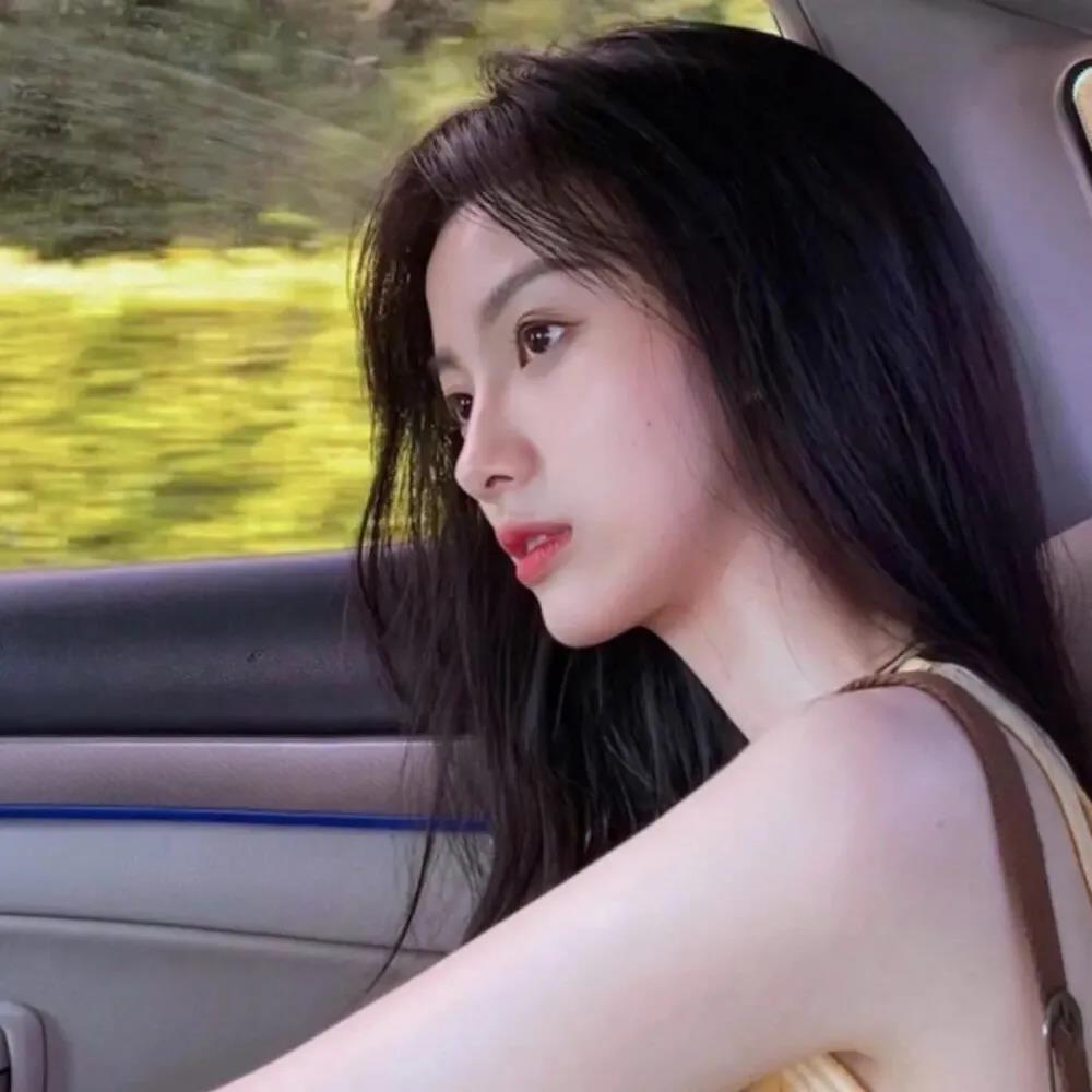 你有哪些很有味道很有感觉的女生头像