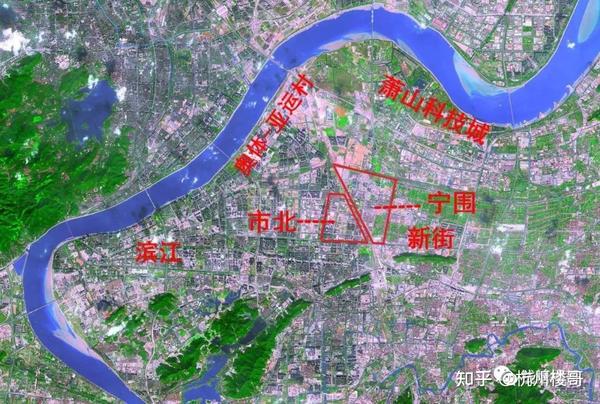 答:宁围在2021年会是杭州板块黑马之一,临近多个热门板块,缺点是起步