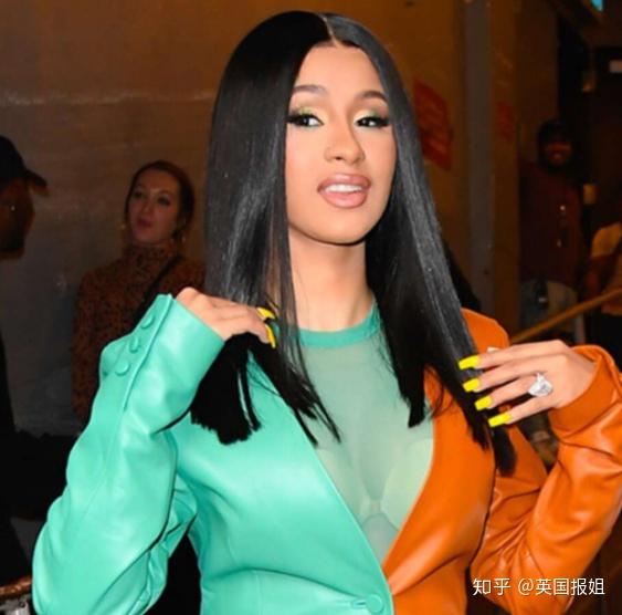 话说大家还记得"中国人民的老朋友"卡迪碧(cardi b)老师嘛?