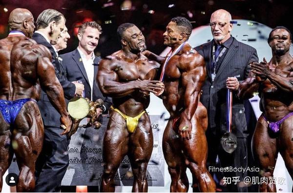 你笑起来真好看--连胳膊都能怀孕的罗利温克拉先生!