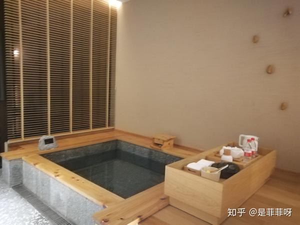 泡汤的池子,室内的