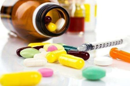 激素药治类风湿关节炎效果好?盲目用药危害惊人!