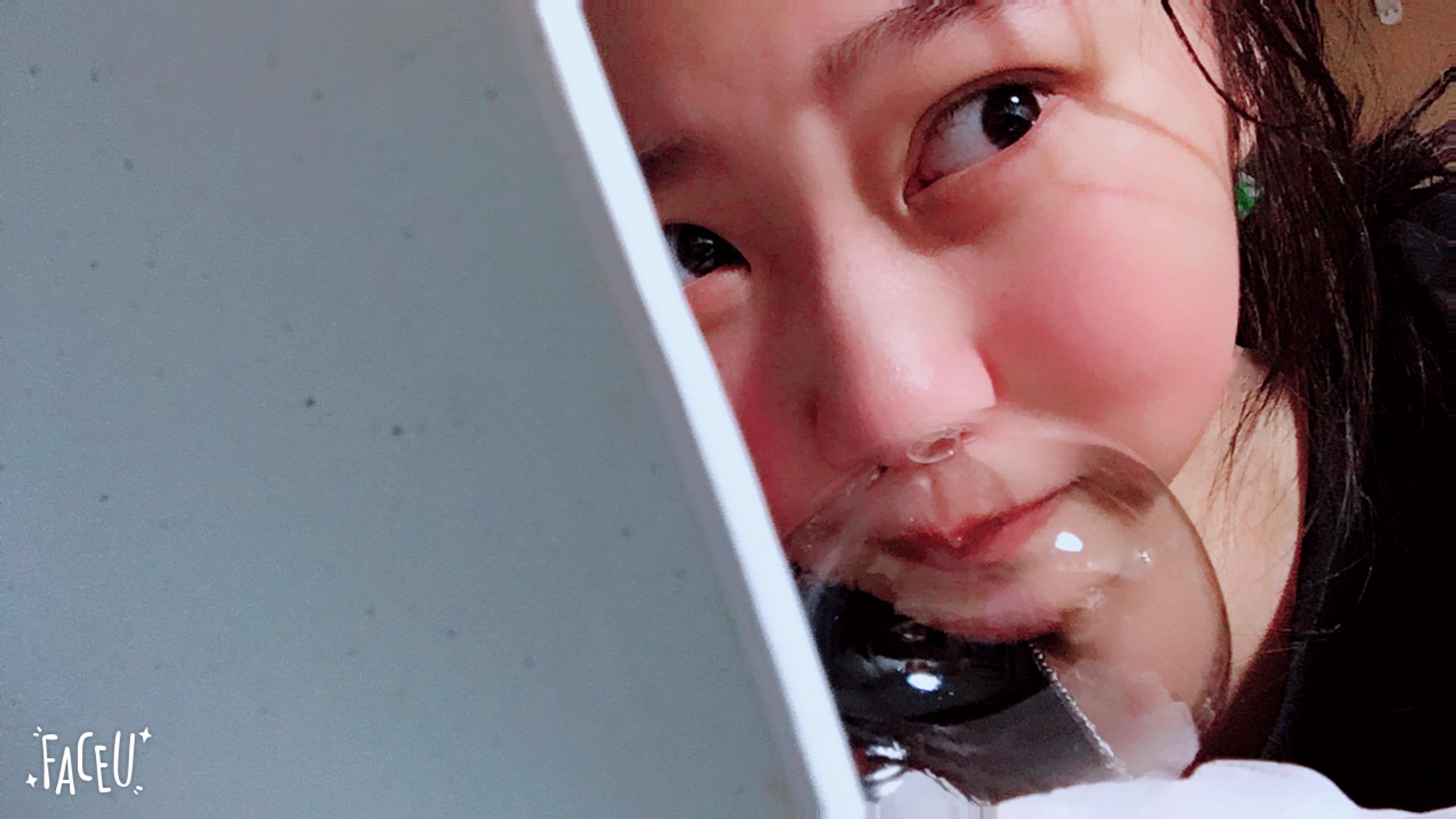 如何吹出鼻涕泡