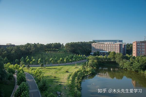 院校介绍信阳学院位