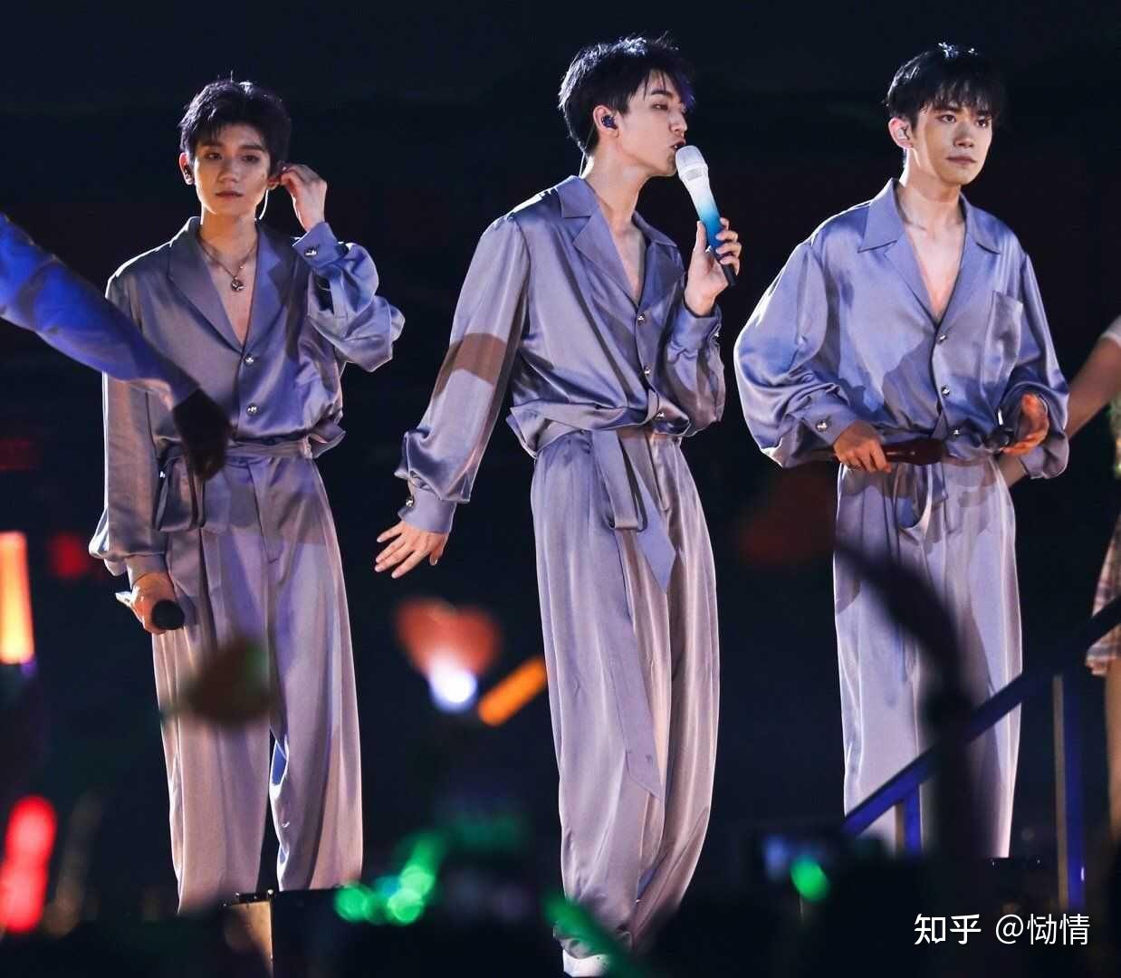 tfboys照片最新图片,tfboys帅气合照 有没有超有氛围感的tfboys的神图