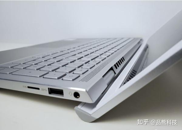 超性能戴尔灵越7591笔记本开箱评测