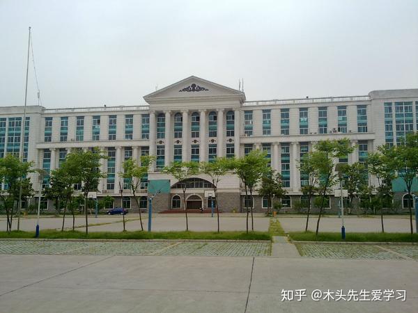 院校介绍荆州职业技术学院