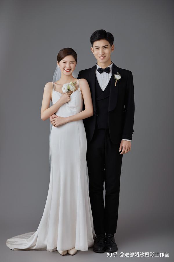 对害怕拍婚纱照不上镜的素人来说 韩式简约婚纱照简直是大家的救星!