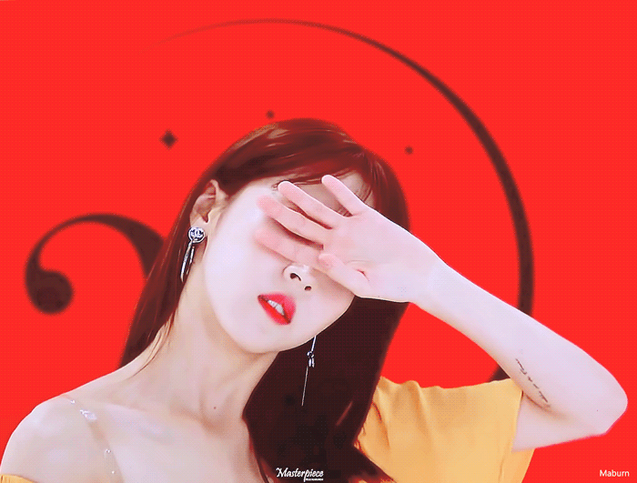 被mamamoo中的成员文星伊(玟星)撩到是一种怎样的体验