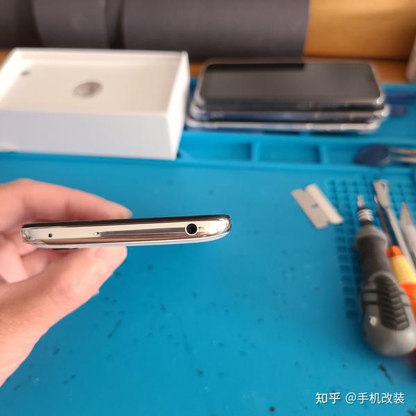 手机摄像头改装位置的可行办法