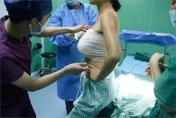 「乳腺结节」术后出现血肿,凹陷怎么办?