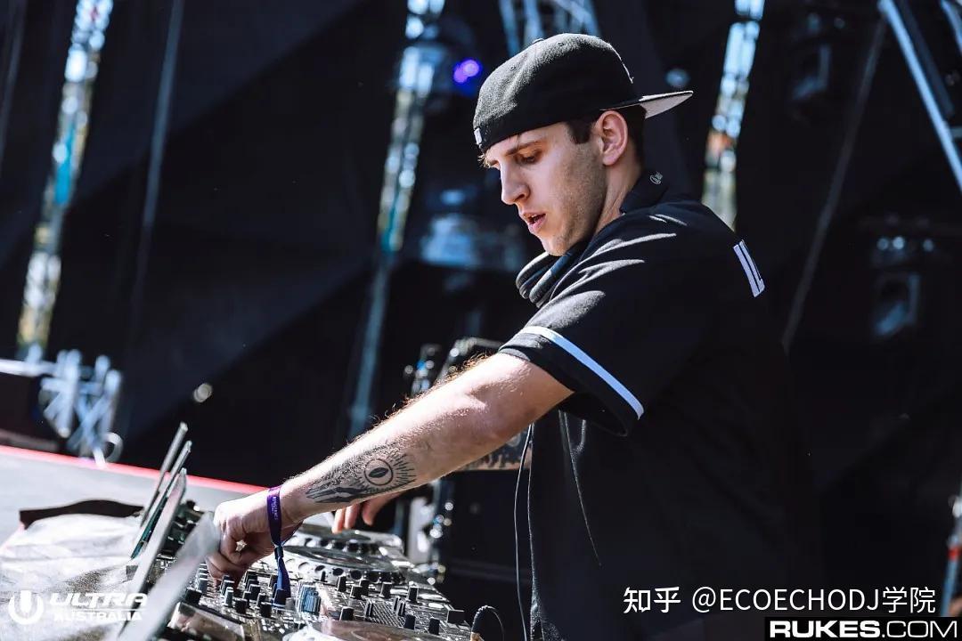 illenium,illenium照片 凤凰的前世今生illenium个人专场演出trilogy创造了历史