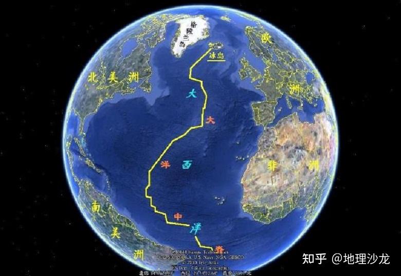 大西洋中脊是分布在大洋海底的巨大海岭不断塑造着海底地形