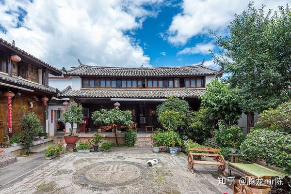 云南少数民族建筑及节日