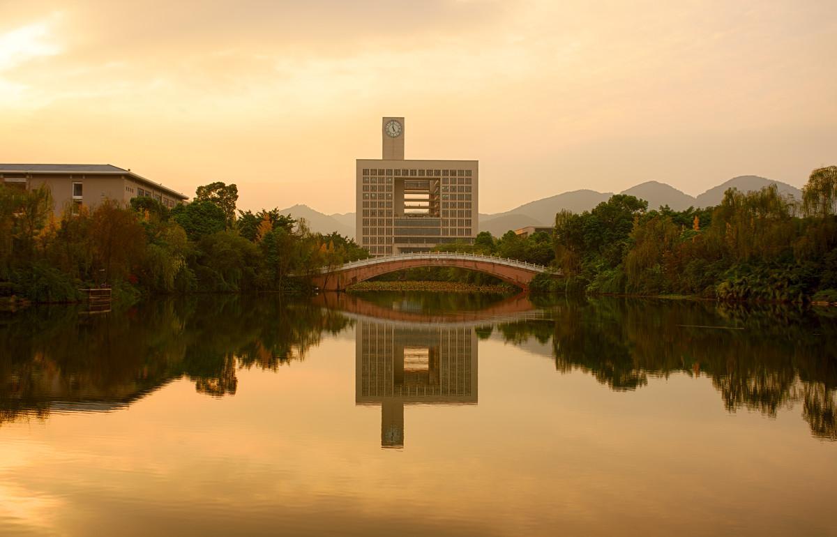 重庆师范大学学科英语考研经验谈打破迷茫来看学姐的高效复习秘籍