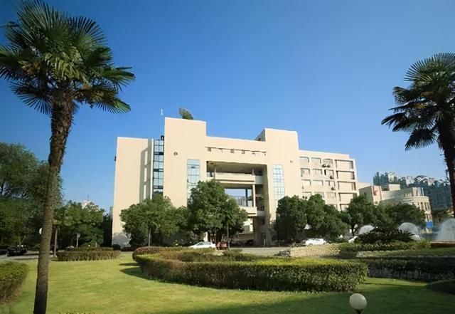 停止内耗,我考上了杭州师范大学研究生