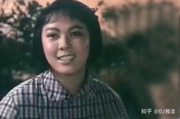 童自荣和他的老同学 除了美女顾永菲和张明子 还有教出马伊琍的他