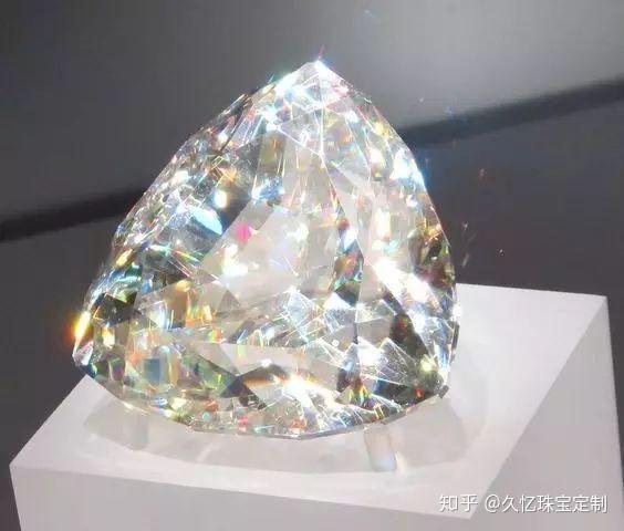 难道有比钻石更闪的宝石吗?