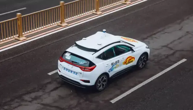 如何看待小鹏汽车进军robotaxi自动出租车行业