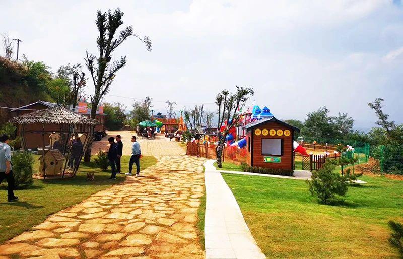 和松鼠来一次旅行甘山晟境乡村农场亲子乐园